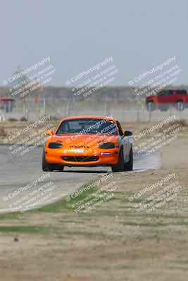 media/Oct-25-2025-CalClub SCCA (Sat) [[34c778dfbe]]/Group 4/Qualifying/